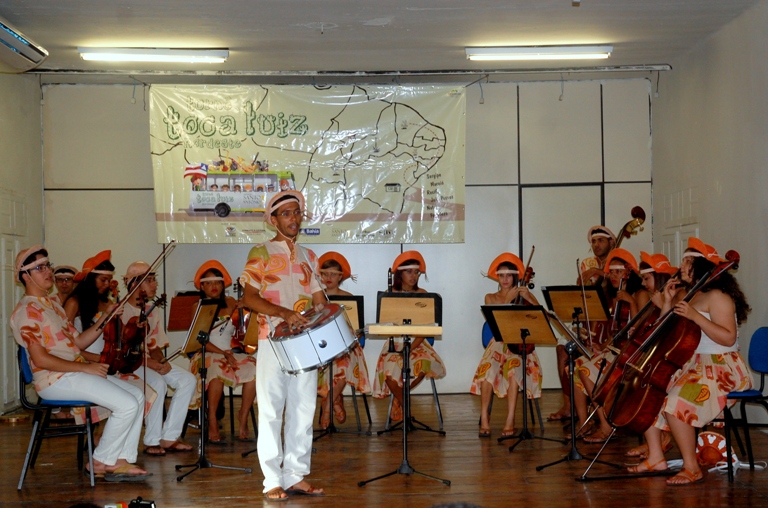 Orquestra de Coité leva turnê Toca Luiz pelo Nordeste‏