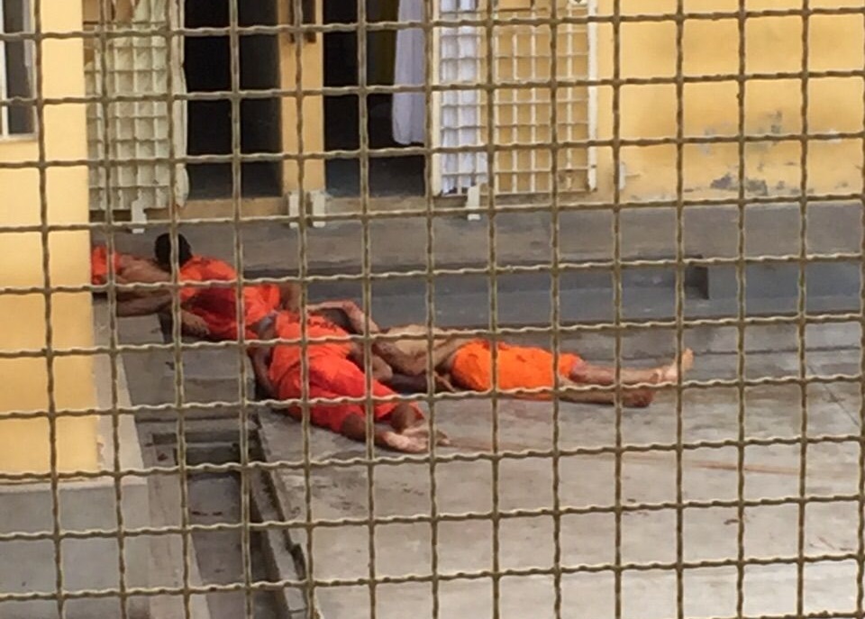 Mortos e reféns em rebelião no presídio regional