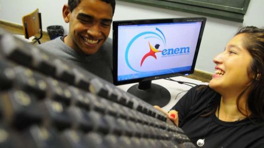 Primeiro dia de inscrições no Enem registra mais de 400 mil candidatos