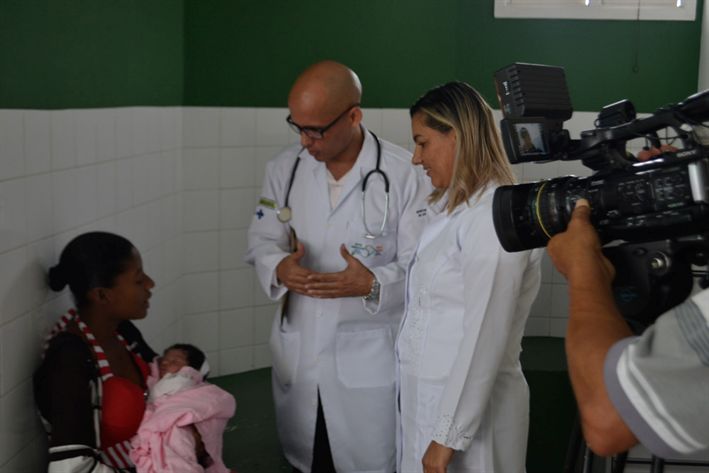 TV mostra rotina de médico cubano em Feira
