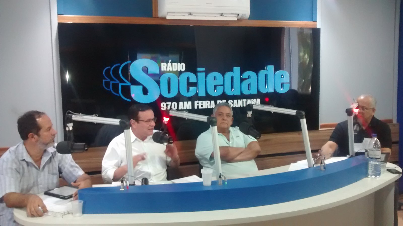 Prefeitura enxuga gelo tentando arrumar o Centro, diz secretário