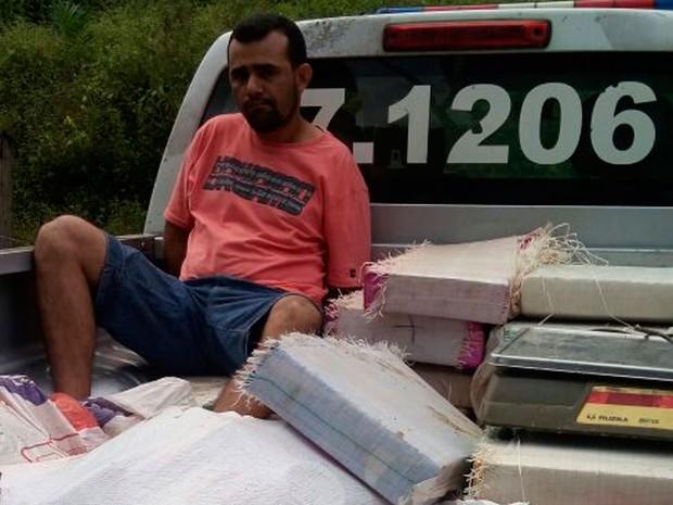 Vereador eleito é preso com quase 300 quilos de drogas