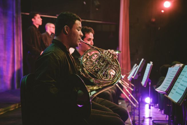 Banda Sinfônica do Neojibá fará apresentação na Biblioteca Municipal nesta quinta