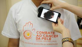 Dezembro tem cor laranja para conscientizar sobre câncer de pele