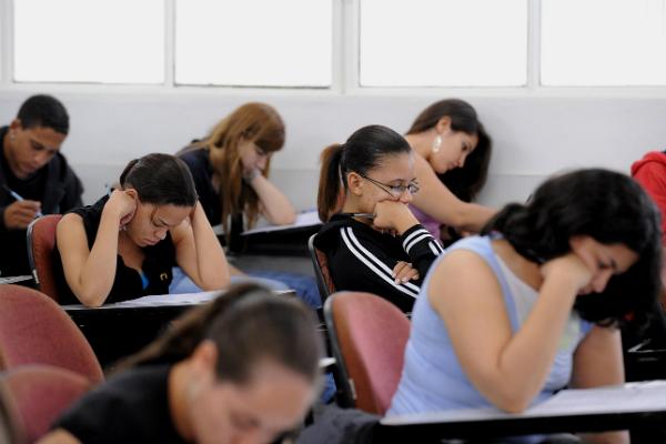 Concurso abre 46 vagas em Jequié; salário é de R$ 4.388,32