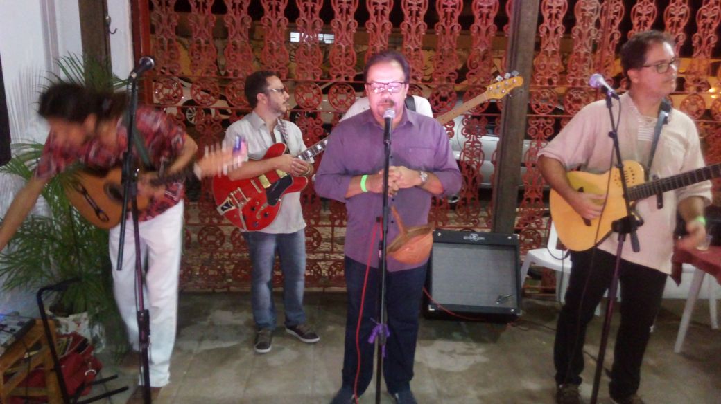 Reino dos Encourados já está nas ruas