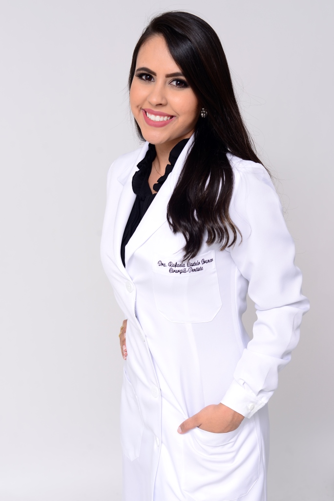Dra. Rafaela Castelo Branco: nova odontóloga 