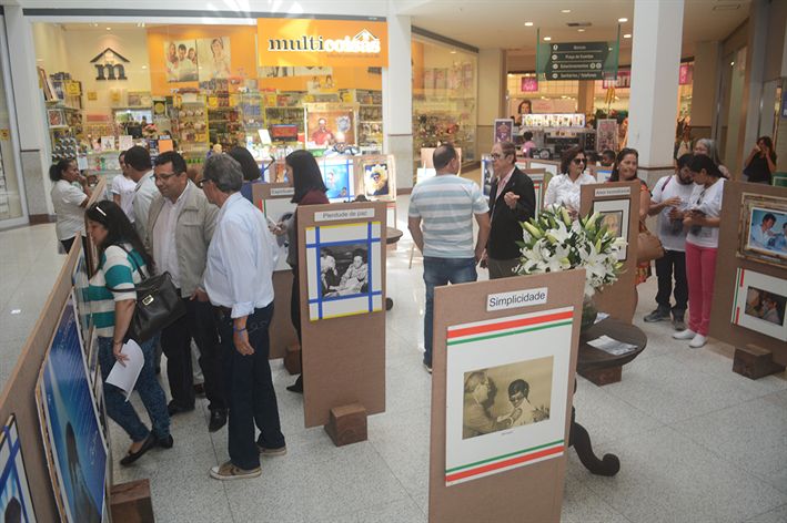 Chico Xavier é tema de exposição fotográfica em Feira