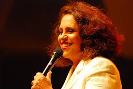 Gal Costa canta no Natal Encantado nesta segunda-feira