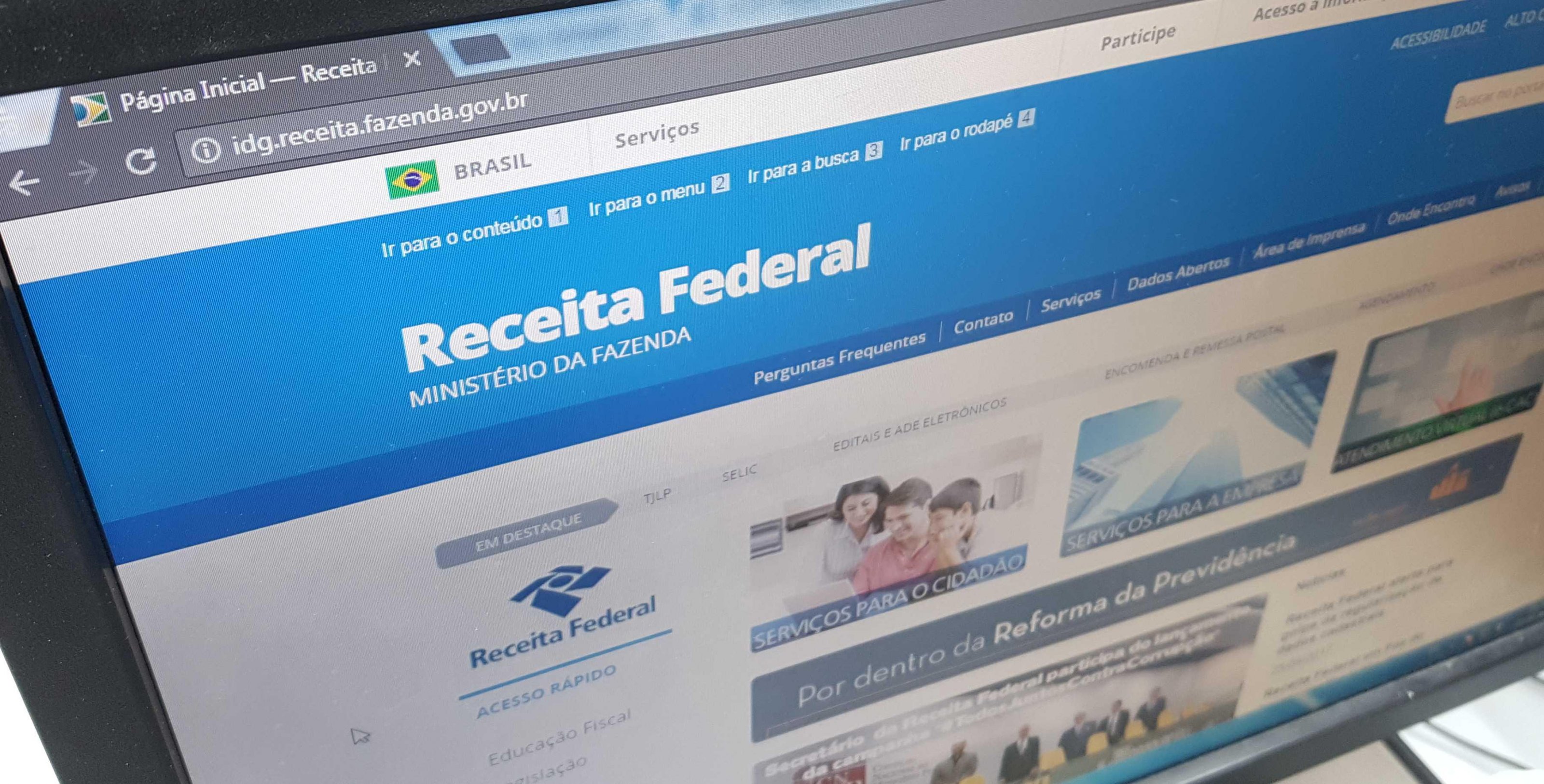 Feira de Santana divulga vagas para costureira e cabeleireiro; confira