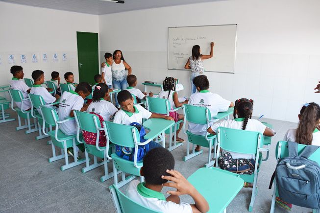 Prefeitura de Feira abre concurso para professor