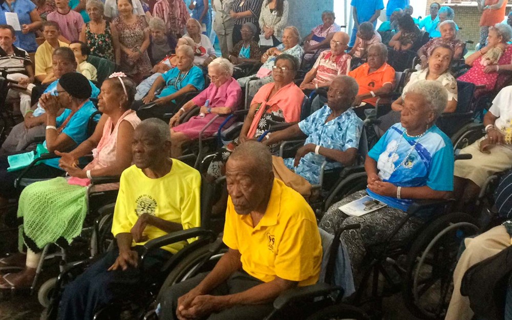 Expectativa de vida dos baianos sobe para 73,7 anos, mas segue abaixo da média nacional