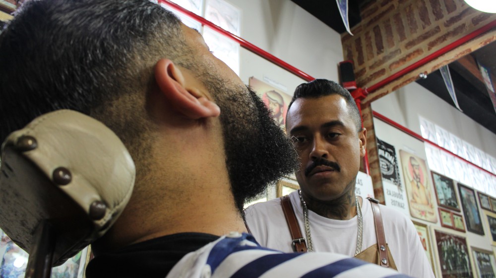 Feira de Santana tem vagas para barbeiro, faxineira, cabeleireiro e outros