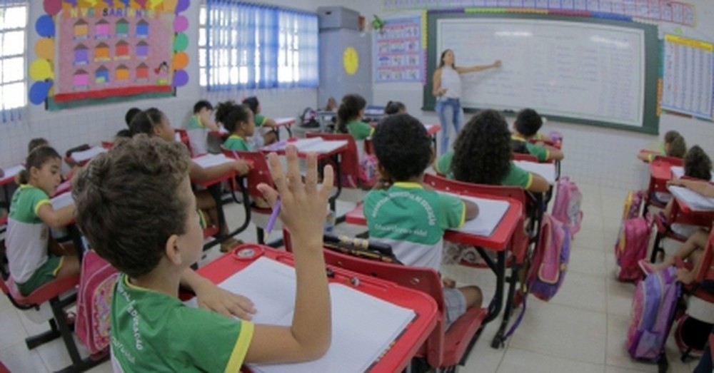 Prefeitura de Alagoinhas abre concurso com mais de 500 vagas; salários chegam a R$ 2.715