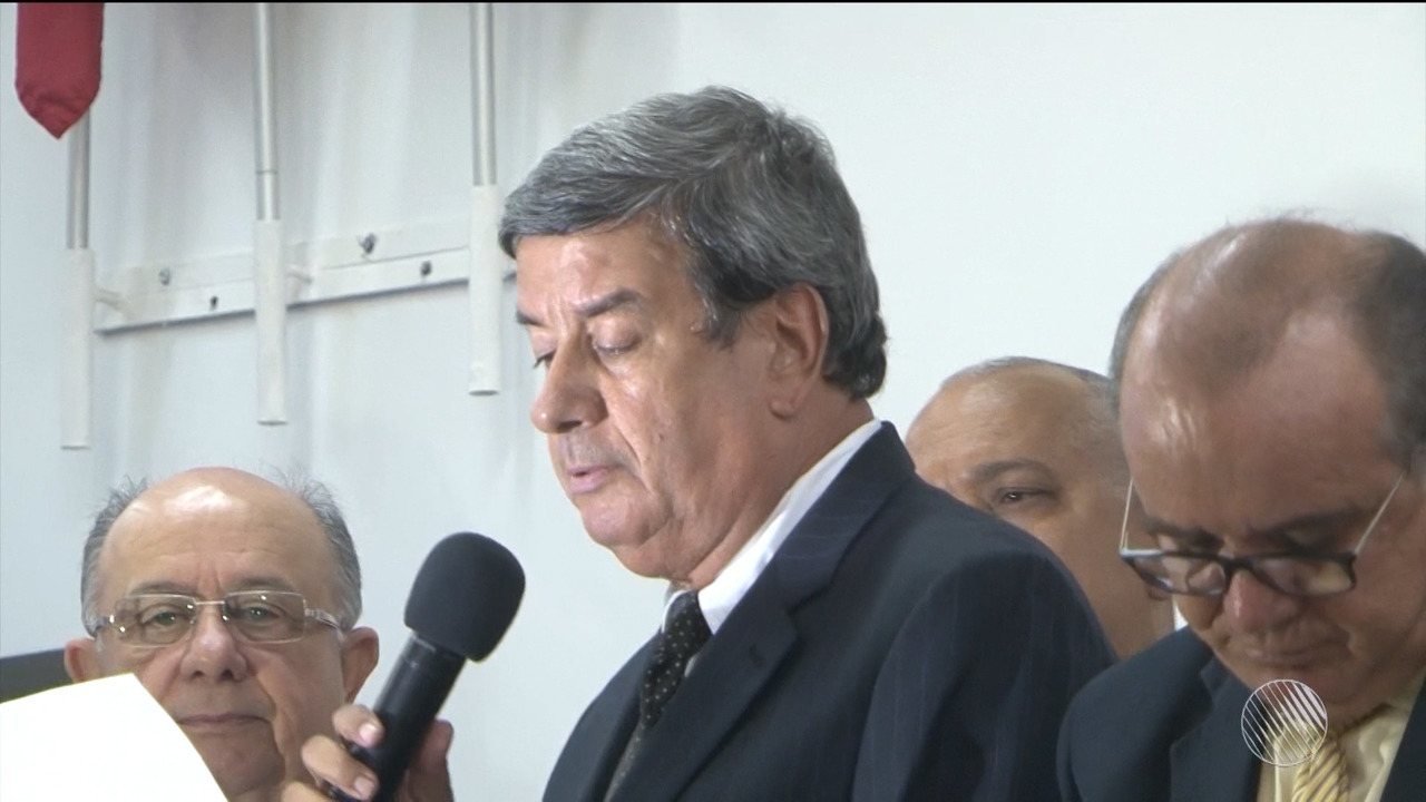 Prefeitura encerra contrato com a Coopersad