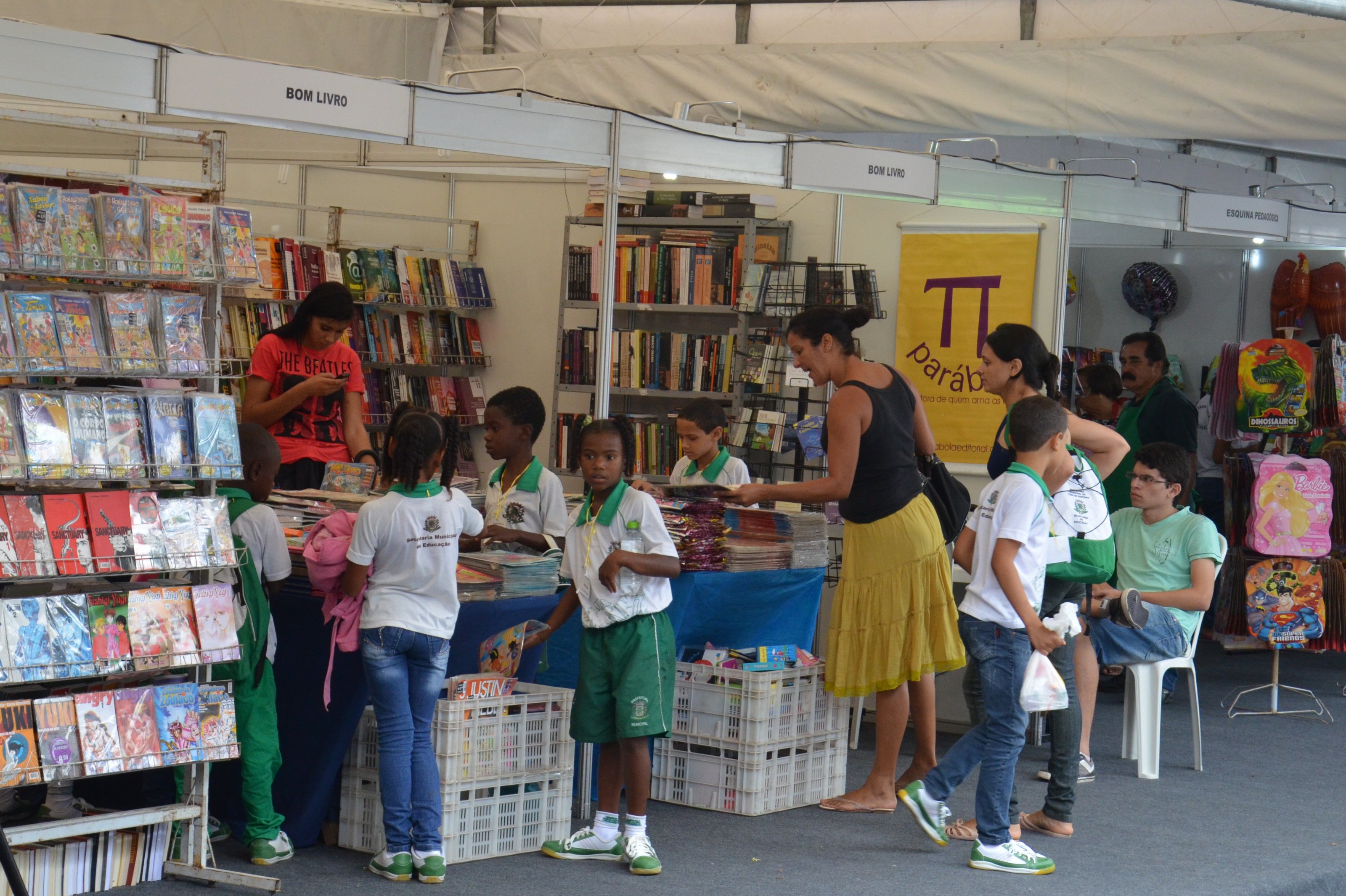 Feira do Livro da Uefs está com inscrições abertas para expositores