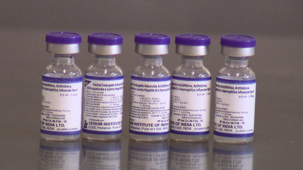 Bahia recebe 30 mil doses de vacina pentavalente; quantidade é insuficiente para estado, diz Sesab