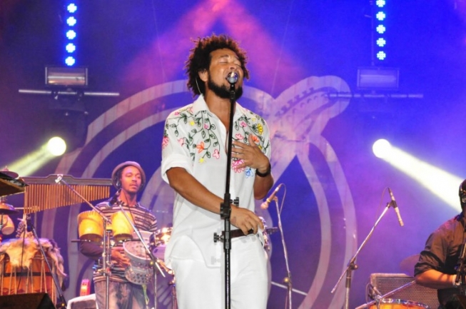Jau e Marco Pereira Trio são as atrações da penúltima noite do Natal Encantado