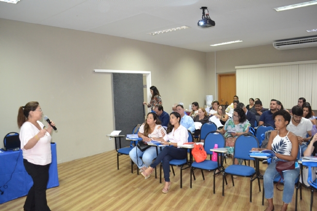 Idosos feirenses passam a contar com atendimento multidimensional nas Unidades de Saúde da Família