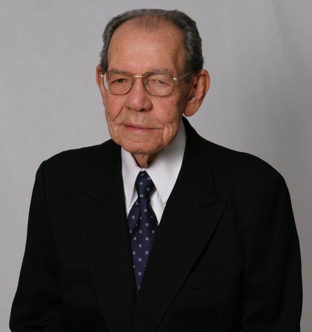 Uma terra sem memória é como um corpo sem cabeça; diz o escritor Antonio do Lajedinho