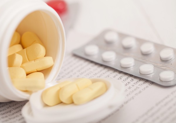 EUA anunciam envio de 2 milhões de doses de cloroquina ao Brasil