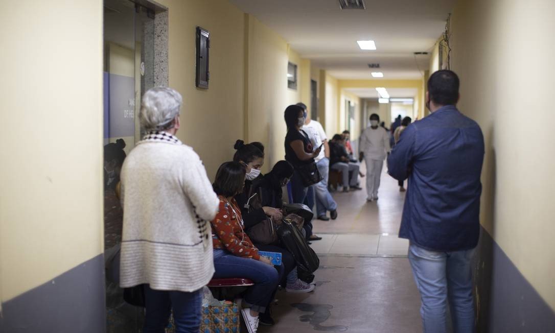  Brasil tem 2.556.207 casos de Covid-19