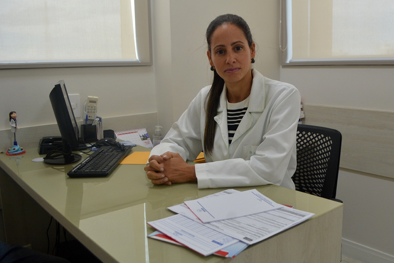 Após pico no início de julho, 'dados estão melhorando', afirma coordenadora do Comitê do Coronavírus em Feira
