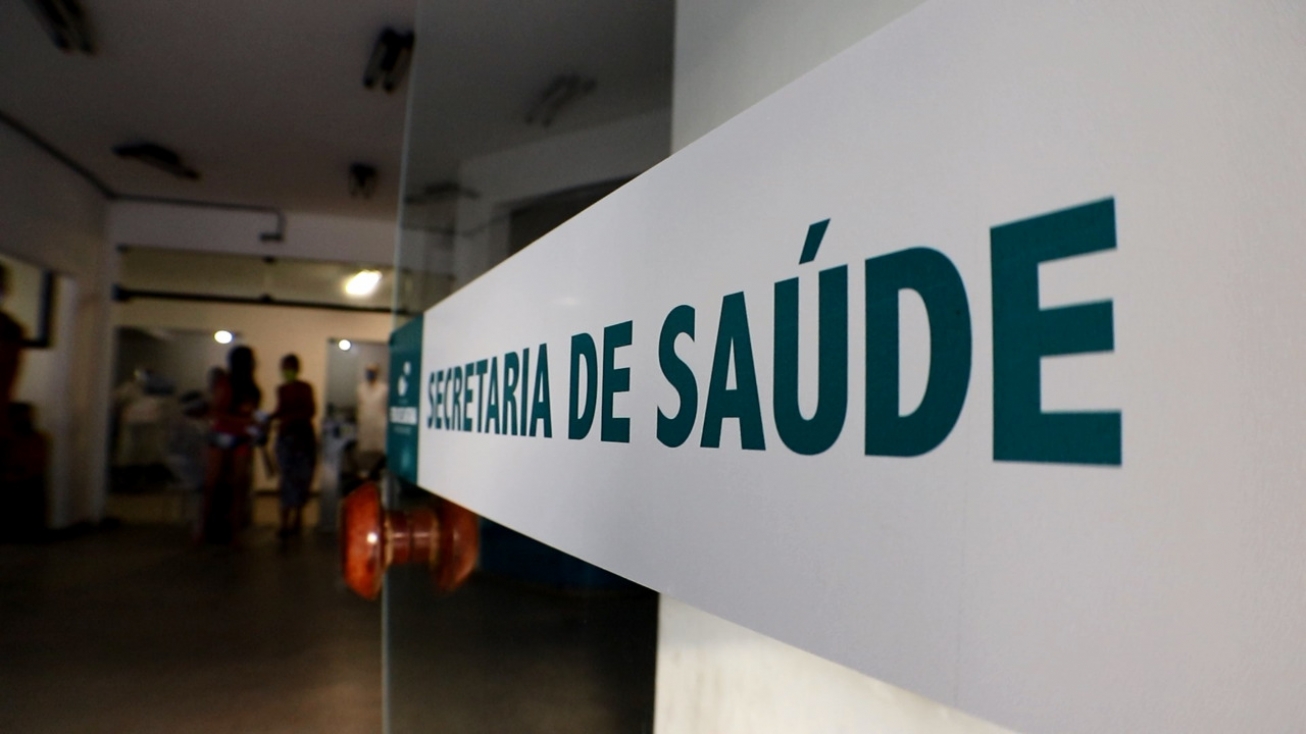 Feira: 02 óbitos confirmados e 56 novos casos de Covid-19 nesta terça