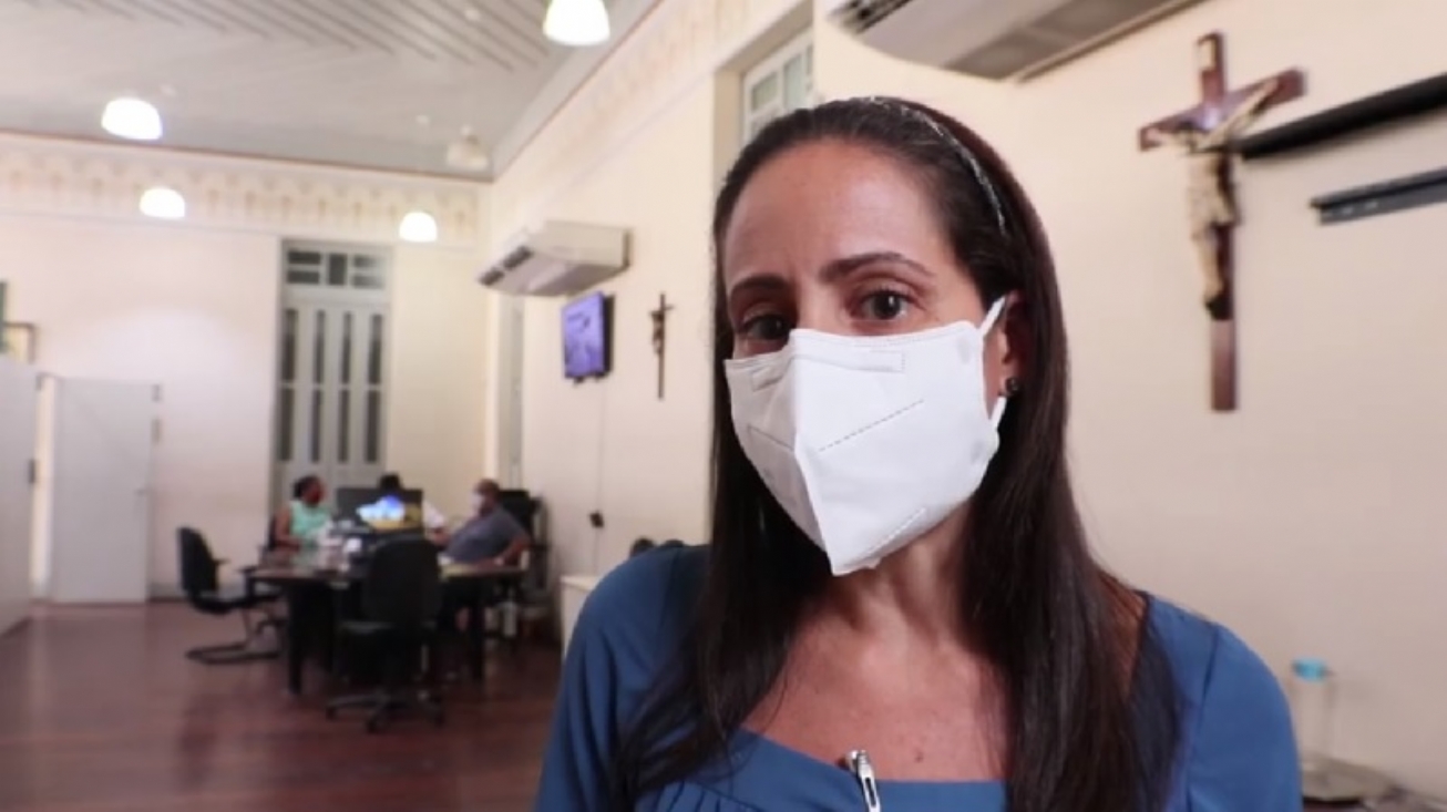 Autoridades sanitárias estudam possibilidade de reinfecção de homem por Covid-19