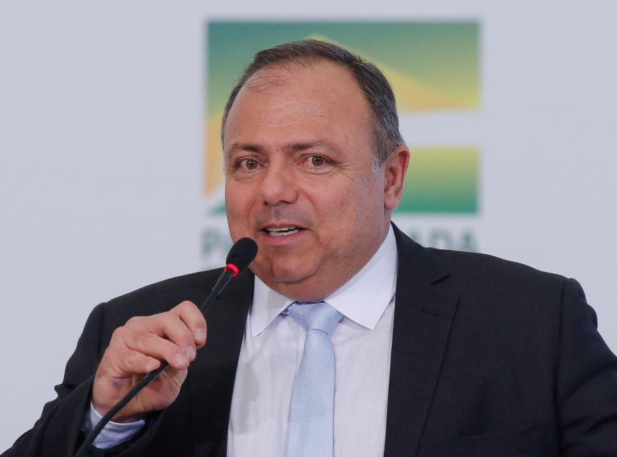 Pazuello afirma que rede privada só terá vacinas depois que SUS for atendido