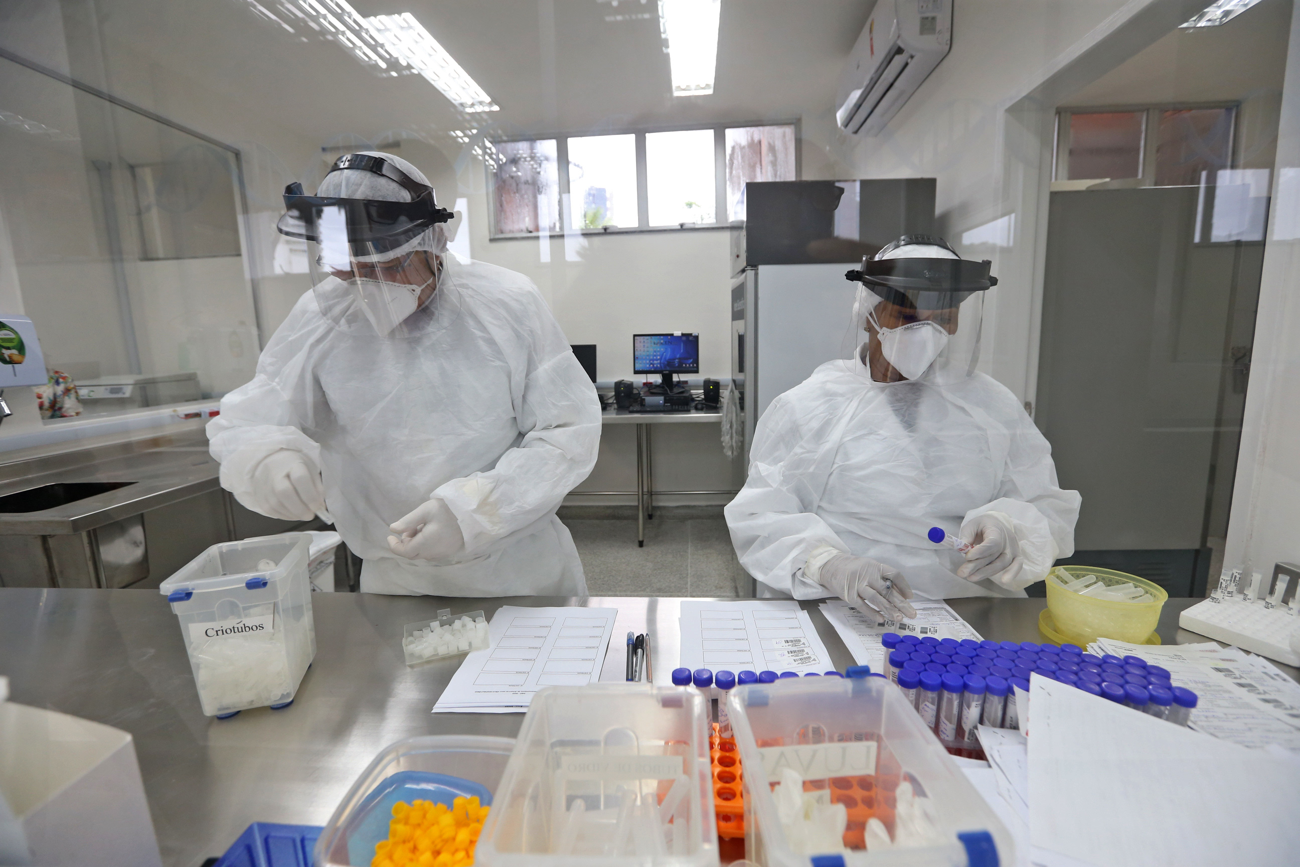 Laboratório Central da Bahia registra grande aumento de testes positivos para Covid-19