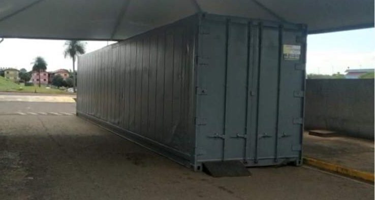 Governo da Bahia aluga contêineres para armazenamento de corpos e prefeitura de Salvador expande vagas em cemitérios