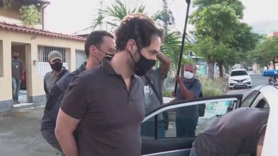 Polícia Civil prende vereador Dr. Jairinho e mãe do garoto Henry Borel; parlamentar é suspeito de assassinar a criança