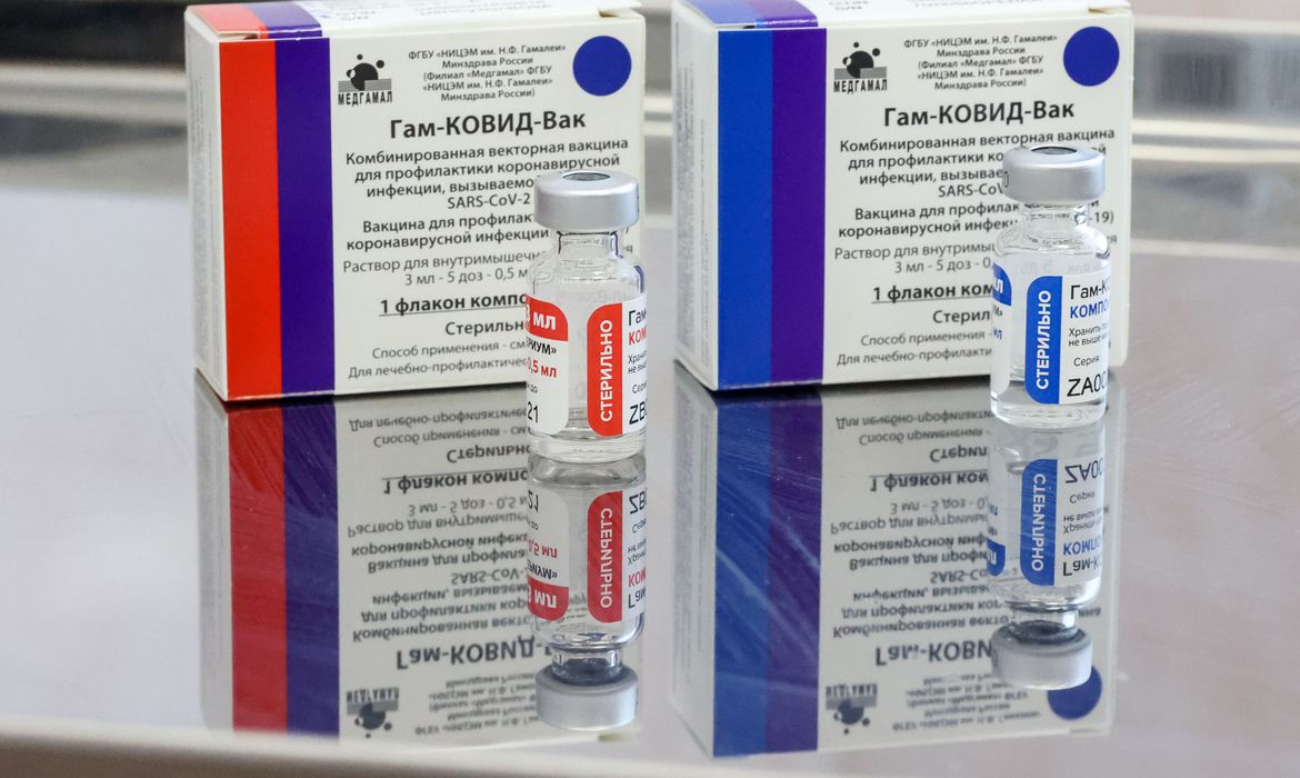 Anvisa tem 30 dias para decidir sobre importação da vacina Sputnik V