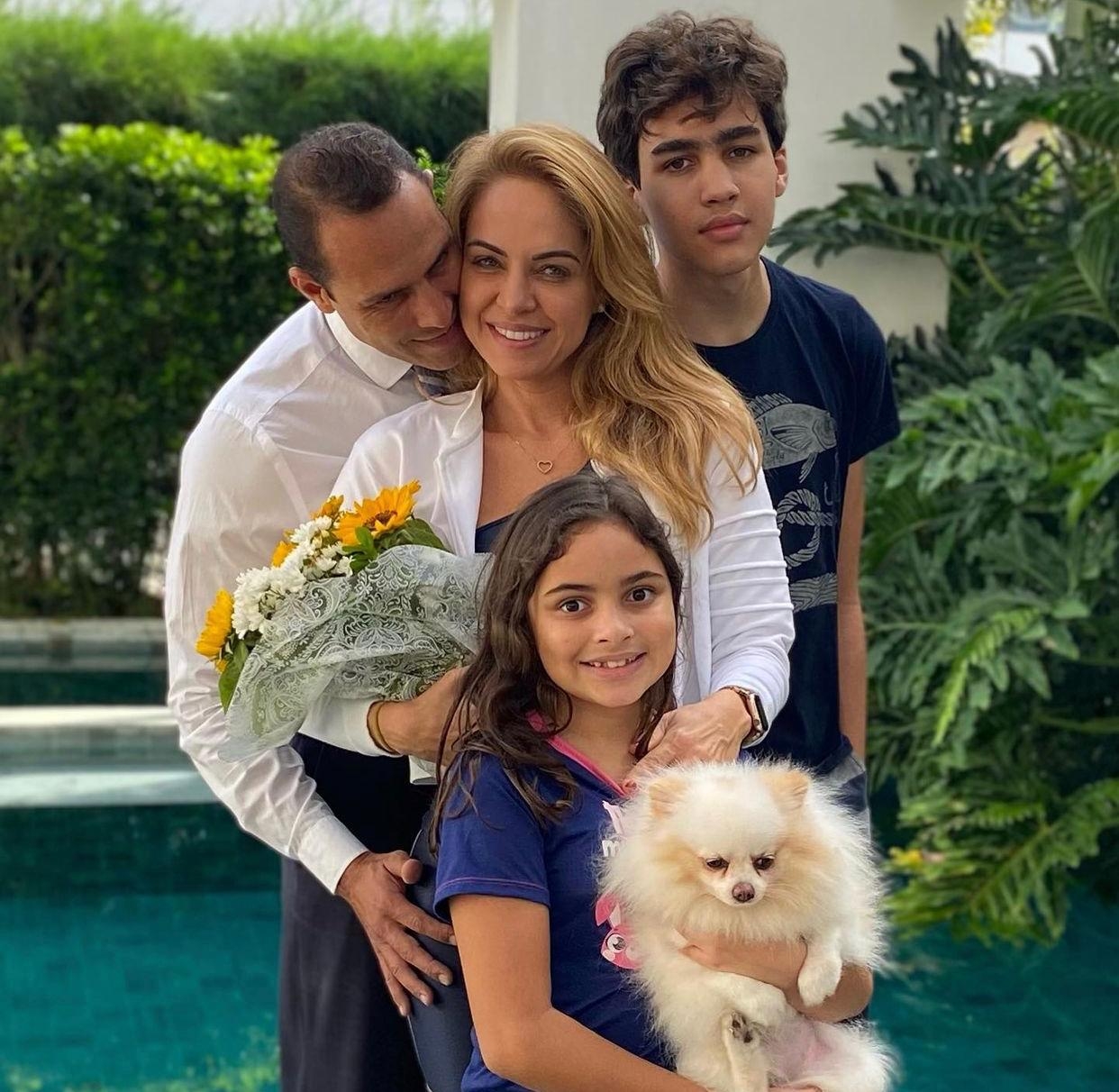 Feliz Aniversário para a empresária Milena Rosa!