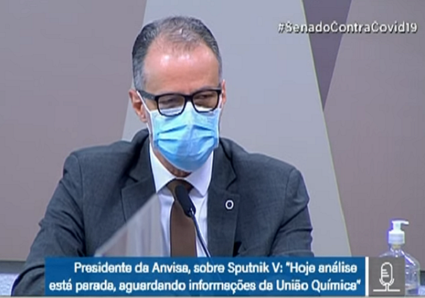 Presidente da Anvisa confirma que houve reunião para tratar sobre bula da cloroquina