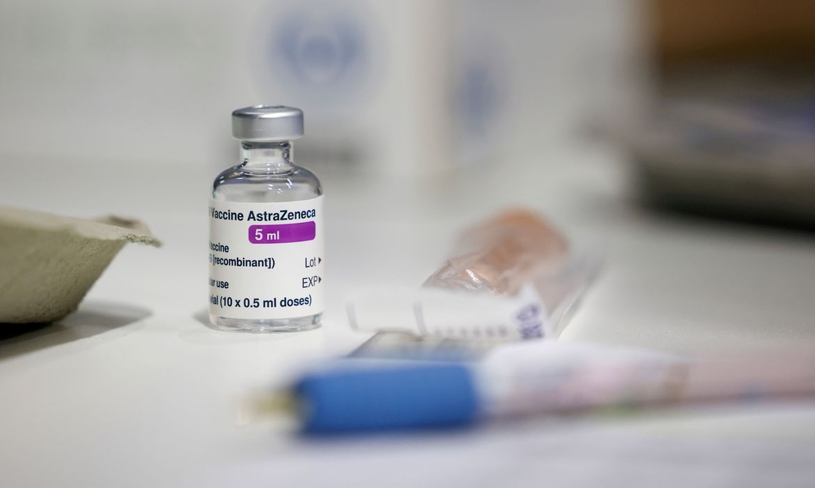 Fiocruz planeja produzir mais 70 milhões de doses da vacina AstraZeneca/Oxford até o fim de 2021