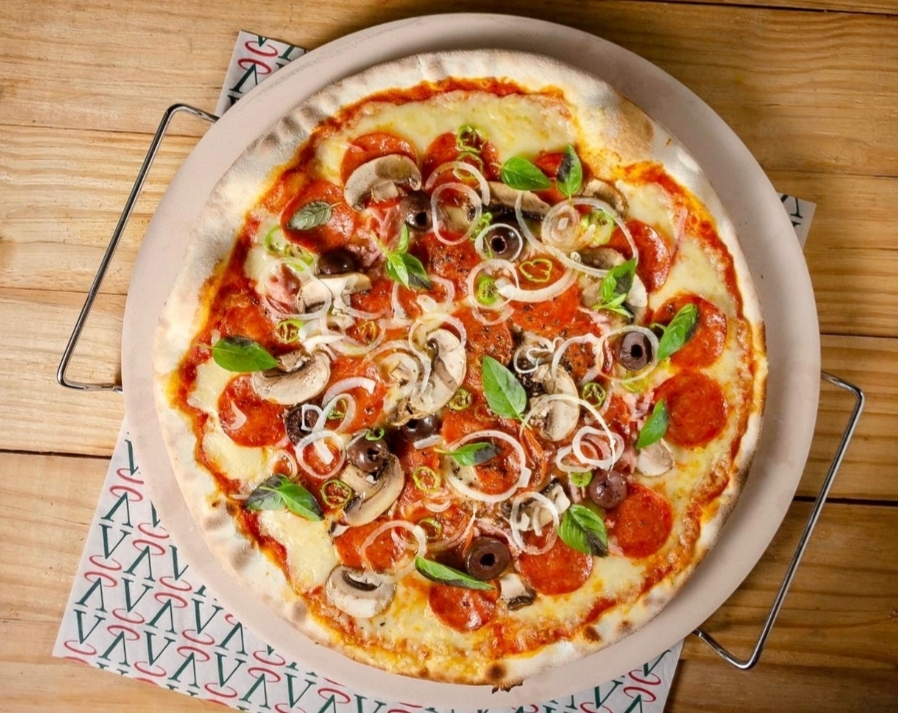 Pizzaria Angelo's promove batalha de sabores com influencers