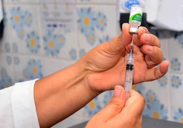 Estudo revela que dos hospitalizados, 90% não tomaram duas doses da vacina