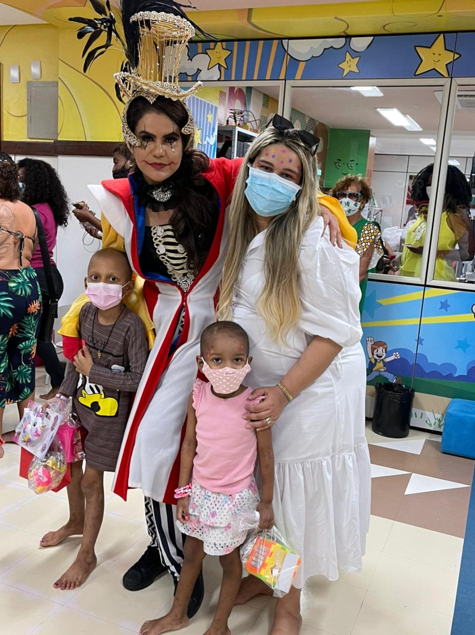 Miss Nail promove ação solidária no GACC 