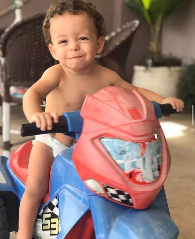 Criança de 2 anos morre, após engasgar com alimento, em uma creche de Feira de Santana