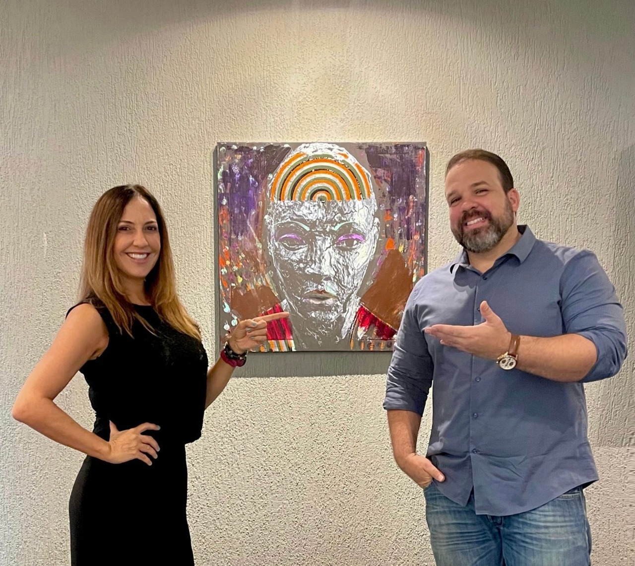 Carol Sousa e Guto Barros lançam coleção-cápsula