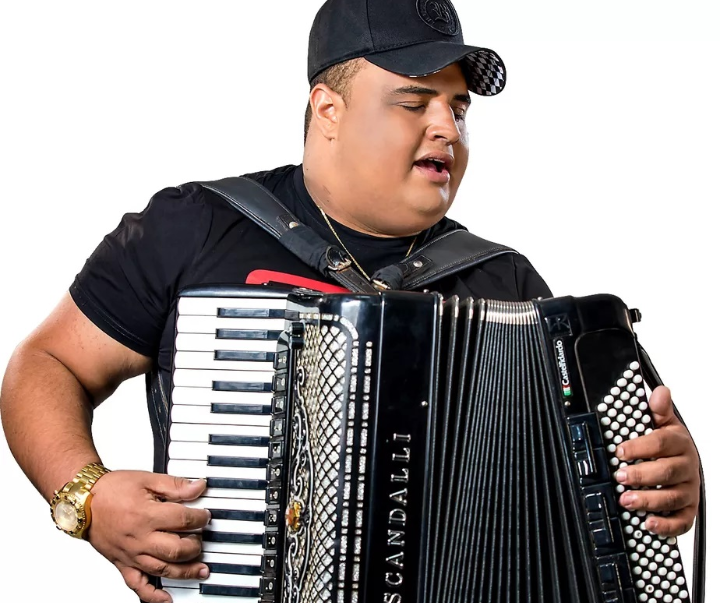 João Gomes, Tarcísio do Acordeon e Vitor Fernandes confirmam grande festa em Morro de São Paulo
