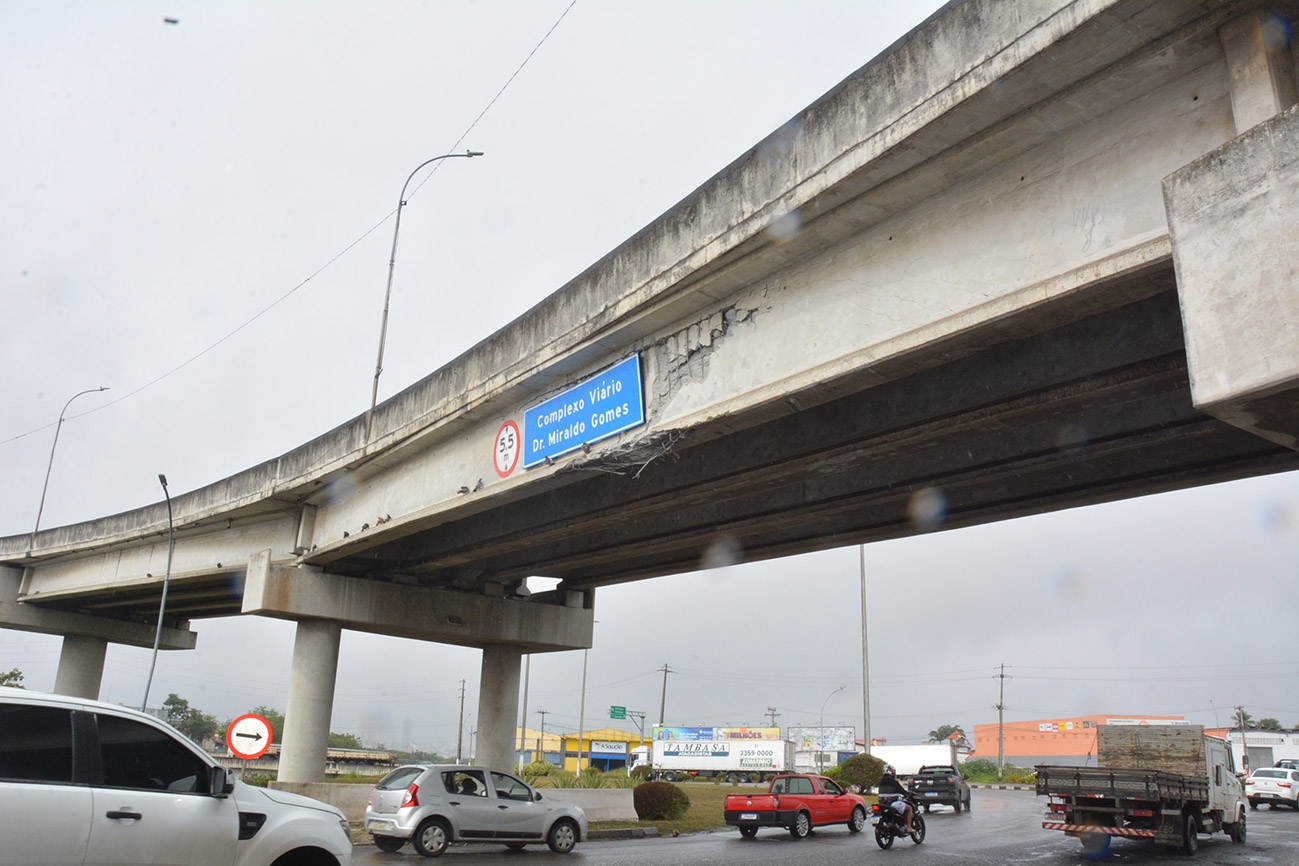 Prefeitura cria Gabinete de Crise para viabilizar providências no Complexo Viário Miraldo Gomes