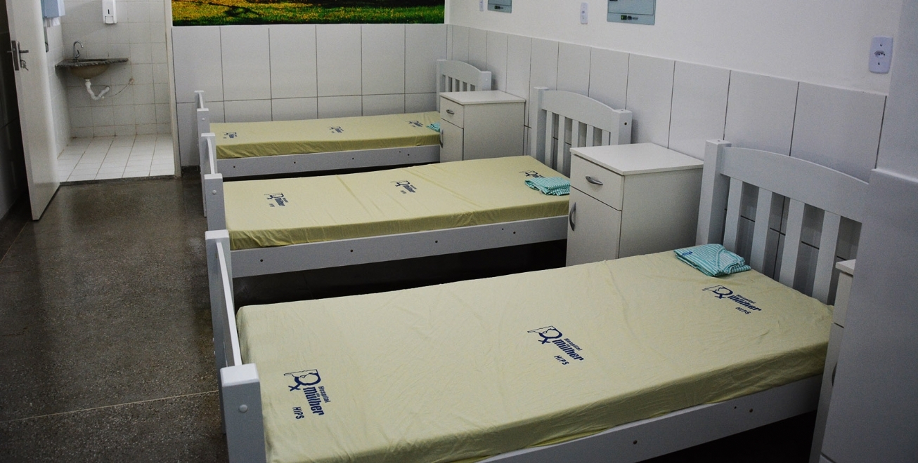 Prefeitura entrega leitos e dá ordem de serviço no Hospital da Mulher