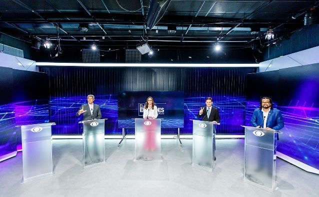 Candidatos ao governo do Estado têm primeiro confronto em debate 