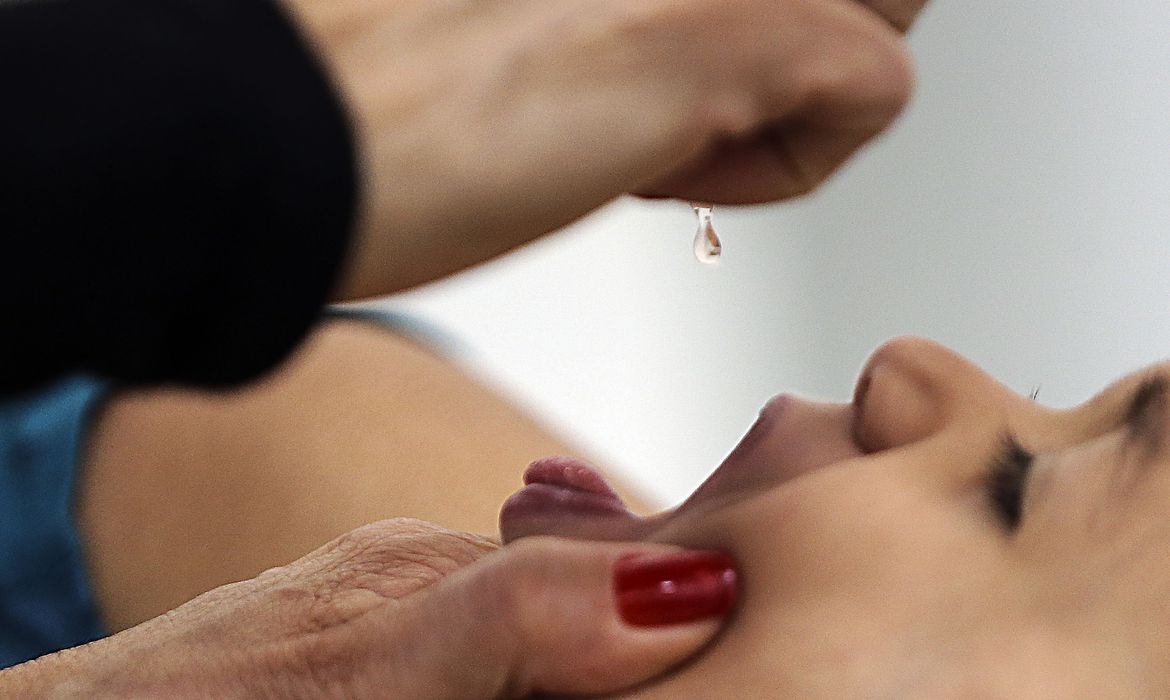 Ministério da Saúde realiza, neste sábado (20), Dia D de vacinação contra a poliomielite