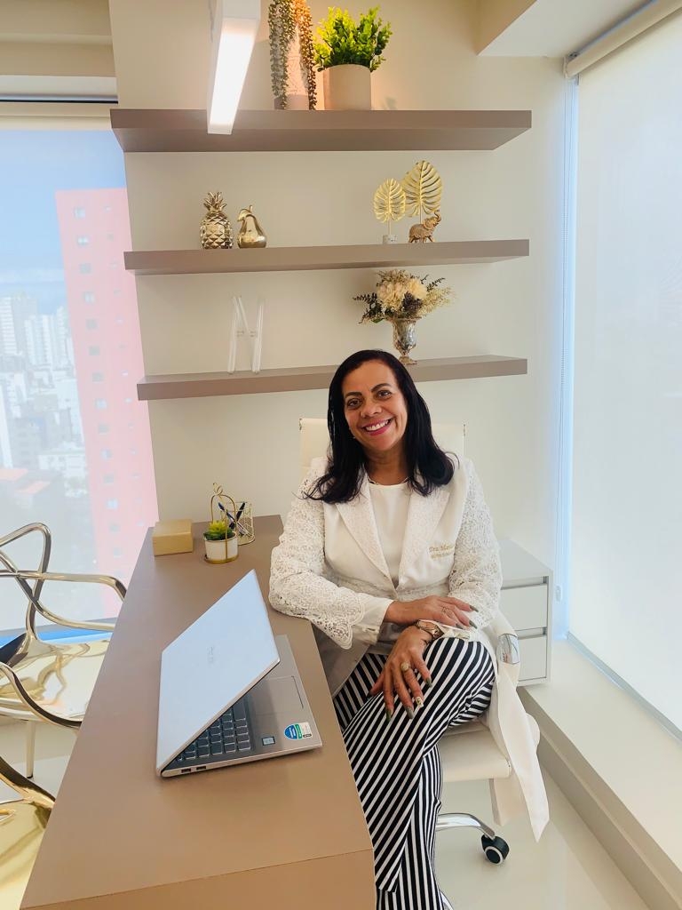 Nutricionista inaugura clínica integrativa  com cozinha experimental