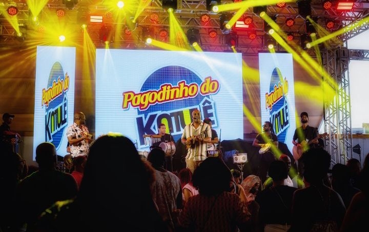 Katulê anuncia show especial 