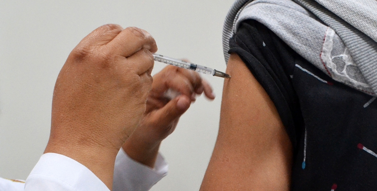Feira já aplicou mais de 1,5 milhão de doses contra Covid-19